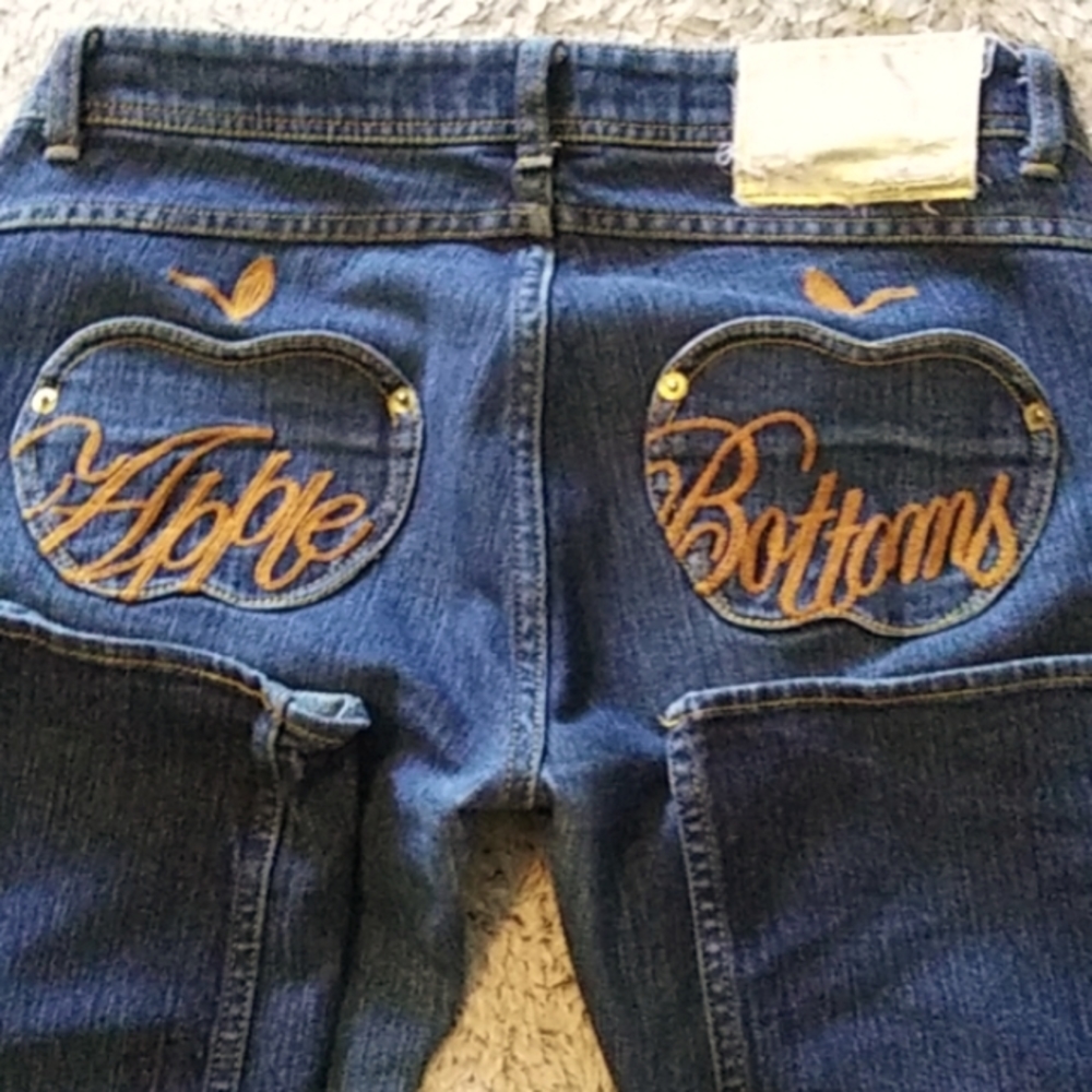 Vintage Apple Bottom jeans size 9/10